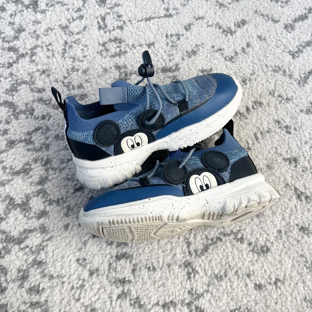 Zara Mickey Mouse Slip on Sneakers Size 26/9.5